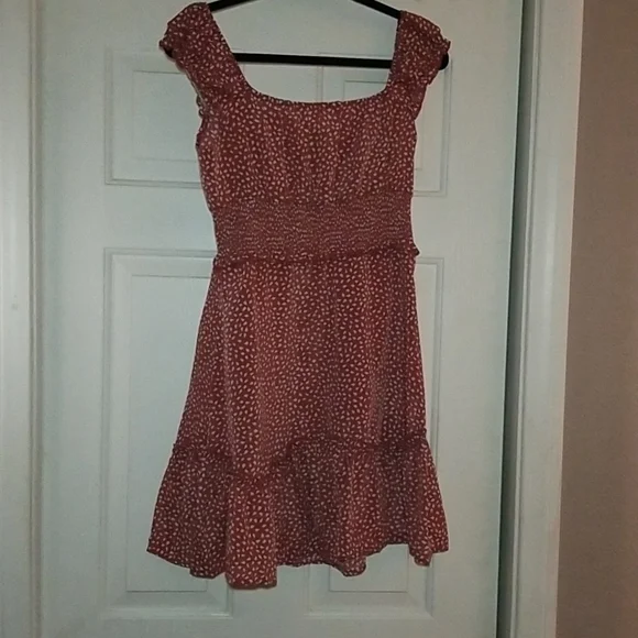 NWOT SUMMER BREEZE LIGHT WEIGHT OFF THE SHOULDER SMOCKED  RUFFLE DRESS WESTERN - Picture 2 of 8